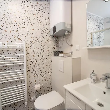 Cute 1bdr In Center Sarajevo