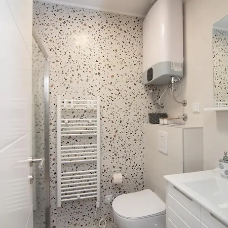 Cute 1bdr In Center Sarajevo